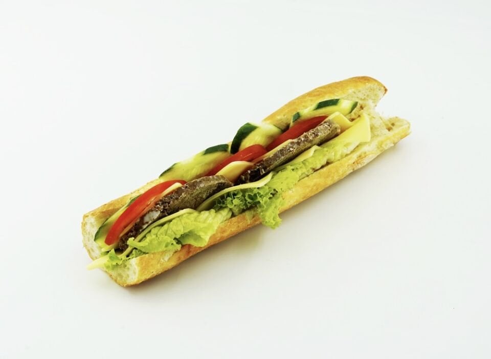 KAVURMA-KAŞAR SANDVİÇ