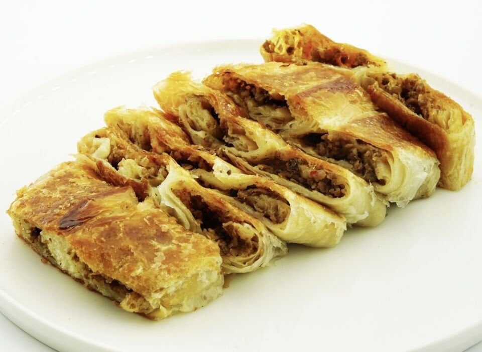 Kol Böreği