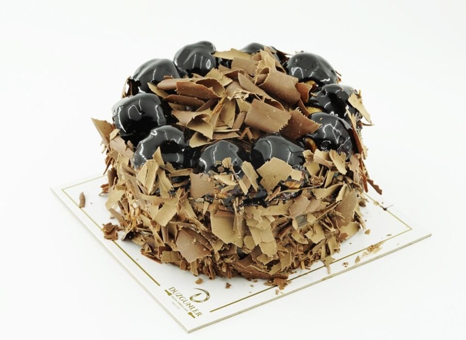 PROFİTEROL ÇİKOLATALI PASTA