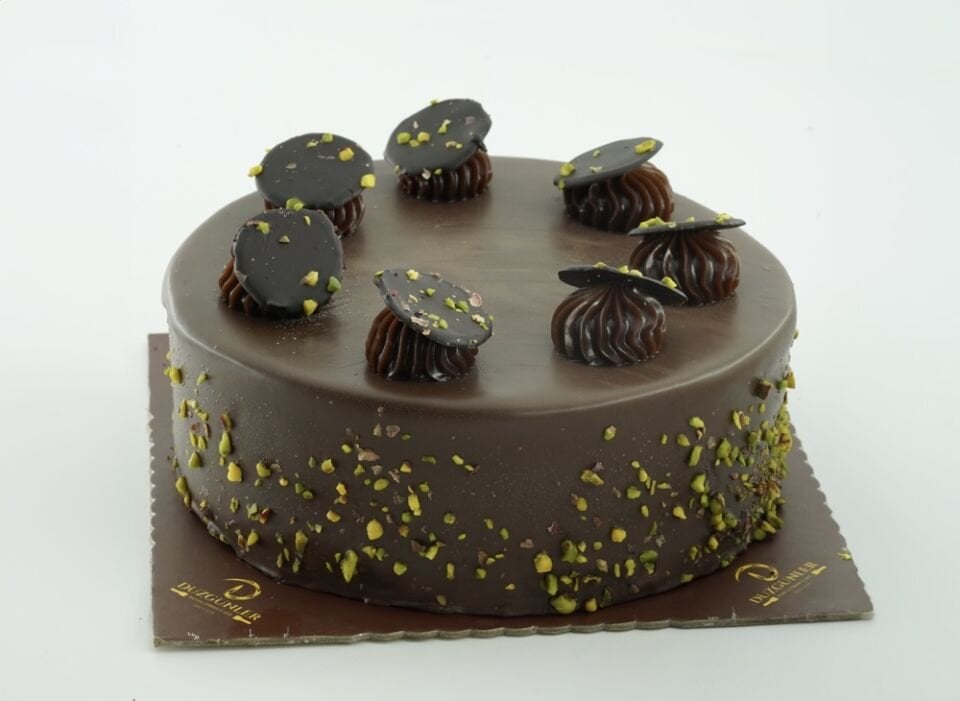 FISTIK ÇİKOLATALI PASTA