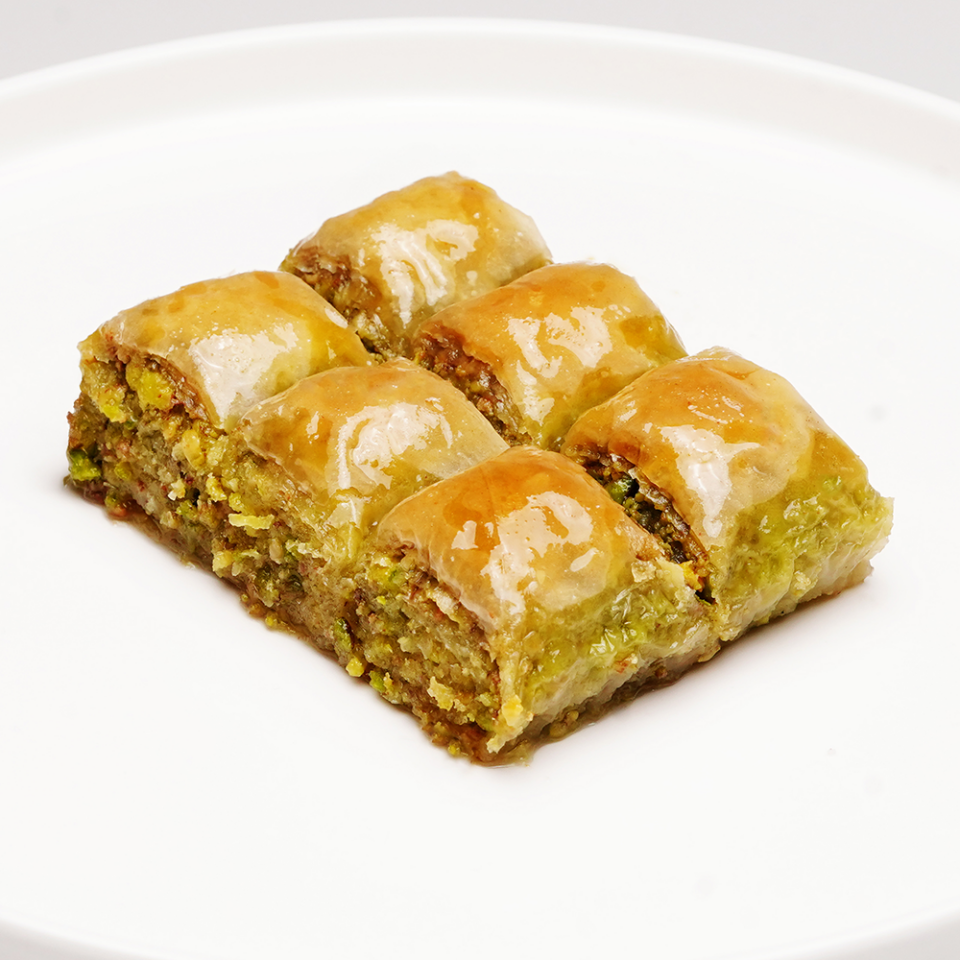 Fıstıklı Özel Baklava